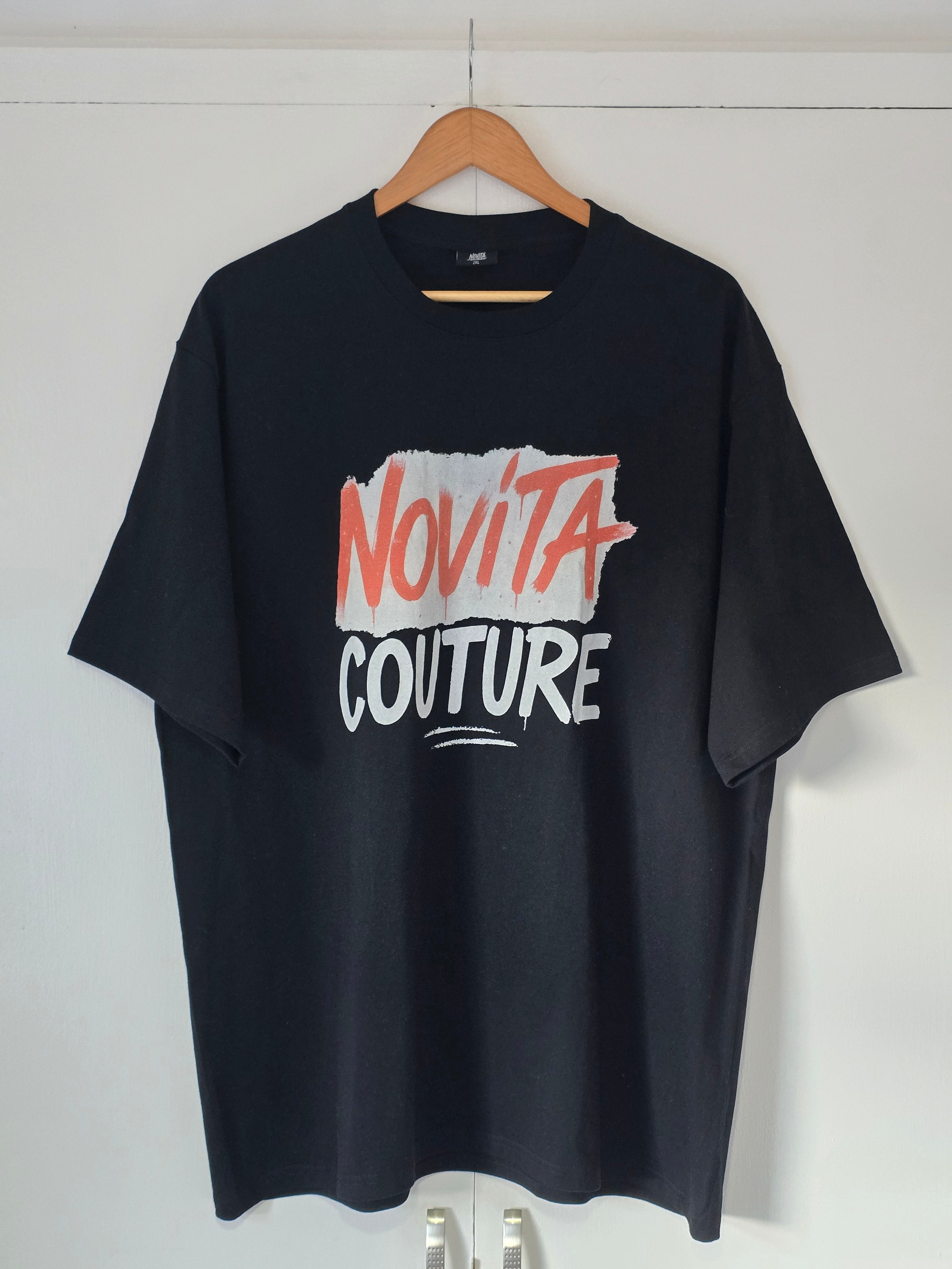 Oversized Novita couture Graphic